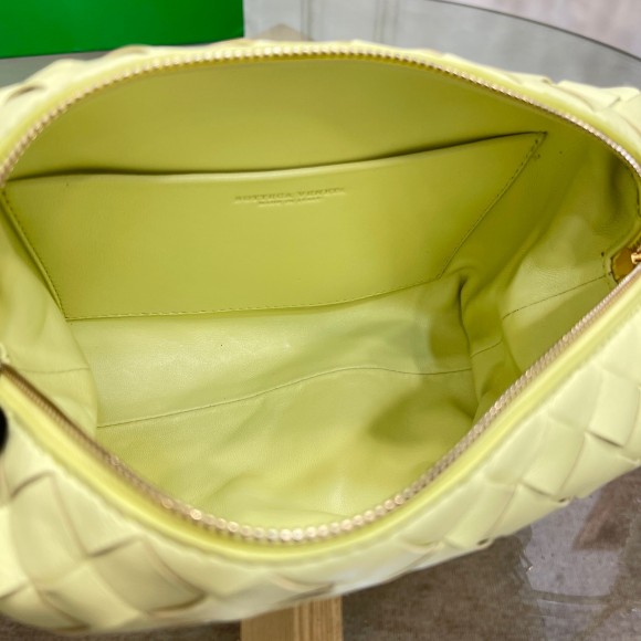 Bottega Veneta Loop Small Bag In Lantern Intrecciato Lambskin Bottega Veneta Loop Small Bag In Lantern Intrecciato Lambskin