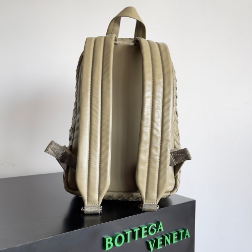 Bottega Veneta Small Backpack In Taupe Intrecciato Calfskin Bottega Veneta Small Backpack In Taupe Intrecciato Calfskin