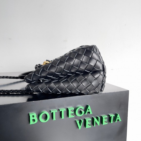 Bottega Veneta Andiamo Small East/West Bag In Black Intrecciato Lambskin Bottega Veneta Andiamo Small East/West Bag In Black Intrecciato Lambskin