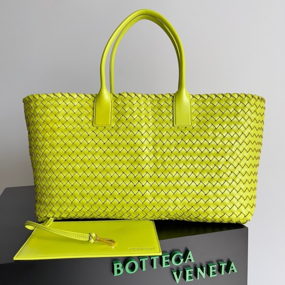 Bottega Veneta Cabat Large Bag In Acid Kiwi Intrecciato Lambskin Bottega Veneta Cabat Large Bag In Acid Kiwi Intrecciato Lambskin