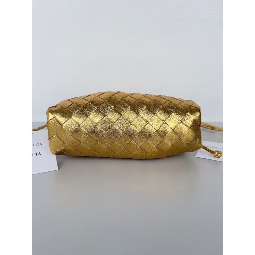 Bottega Veneta Mini Pouch with Strap in Gold Metallic Lambskin Bottega Veneta Mini Pouch with Strap in Gold Metallic Lambskin