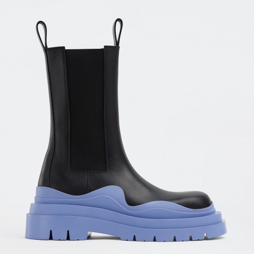 Bottega Veneta BV Tire Chelsea Boots with Blue Outsole Bottega Veneta BV Tire Chelsea Boots with Blue Outsole