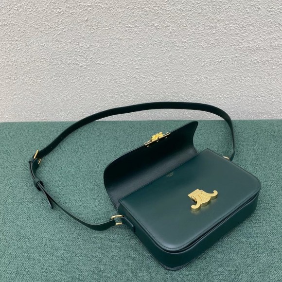 Celine Triomphe Medium Bag In Amazone Smooth Calfskin Celine Triomphe Medium Bag In Amazone Smooth Calfskin
