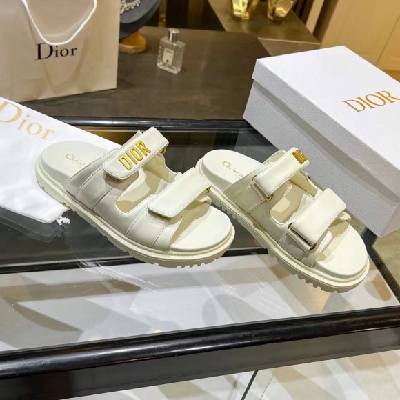 Dior DiorAct Slides In White Lambskin Dior DiorAct Slides In White Lambskin