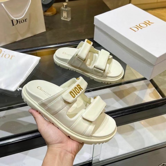 Dior DiorAct Slides In White Lambskin Dior DiorAct Slides In White Lambskin