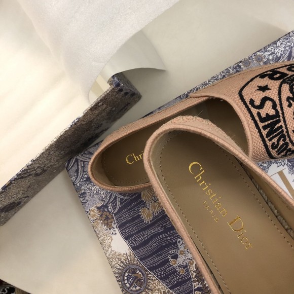Dior Granville Espadrilles In Beige Jute Canvas with Dior Union Motif Dior Granville Espadrilles In Beige Jute Canvas with Dior Union Motif
