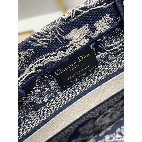 Dior Small Book Tote Bag In Blue Toile de Jouy Reverse Embroidery Dior Small Book Tote Bag In Blue Toile de Jouy Reverse Embroidery