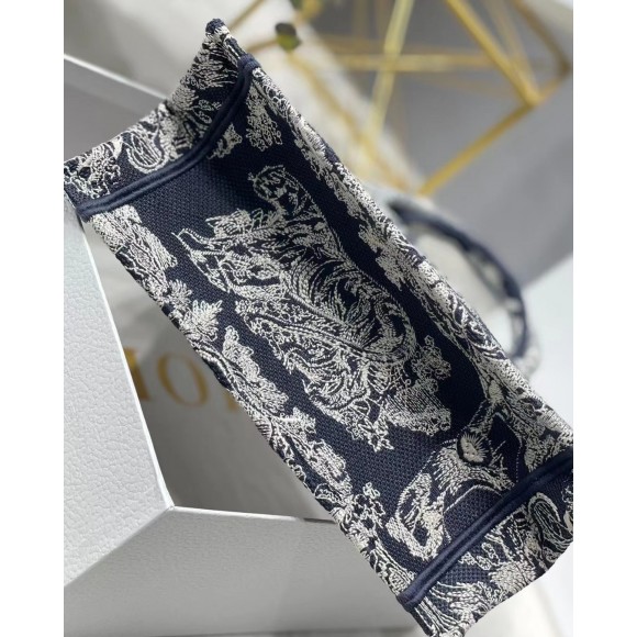 Dior Small Book Tote Bag In Blue Toile de Jouy Reverse Embroidery Dior Small Book Tote Bag In Blue Toile de Jouy Reverse Embroidery