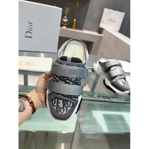 Dior D-Wander Open Back Sneakers In Grey Oblique Fabric Dior D-Wander Open Back Sneakers In Grey Oblique Fabric