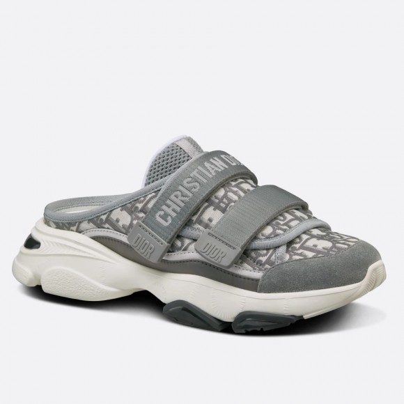 Dior D-Wander Open Back Sneakers In Grey Oblique Fabric Dior D-Wander Open Back Sneakers In Grey Oblique Fabric