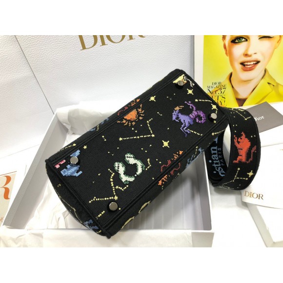 Dior Lady D-Lite Medium Bag In Black Pixel Zodiac Embroidery Dior Lady D-Lite Medium Bag In Black Pixel Zodiac Embroidery