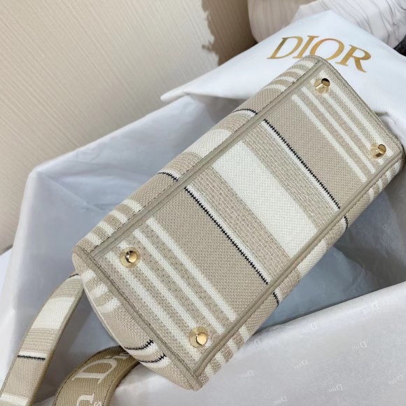 Dior Lady D-Lite Medium Bag In Beige Stripes Embroidery Dior Lady D-Lite Medium Bag In Beige Stripes Embroidery