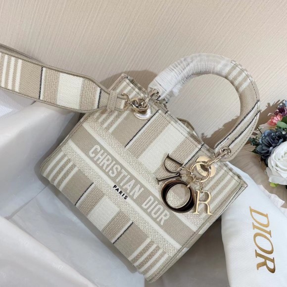 Dior Lady D-Lite Medium Bag In Beige Stripes Embroidery Dior Lady D-Lite Medium Bag In Beige Stripes Embroidery