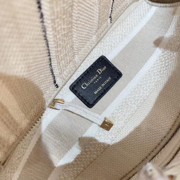 Dior Lady D-Lite Medium Bag In Beige Stripes Embroidery Dior Lady D-Lite Medium Bag In Beige Stripes Embroidery