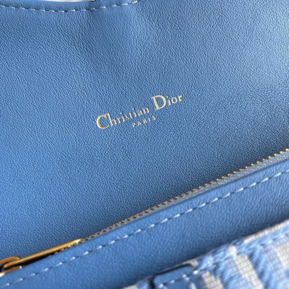 Dior Saddle Chain Wallet In Light Blue Oblique Jacquard Dior Saddle Chain Wallet In Light Blue Oblique Jacquard
