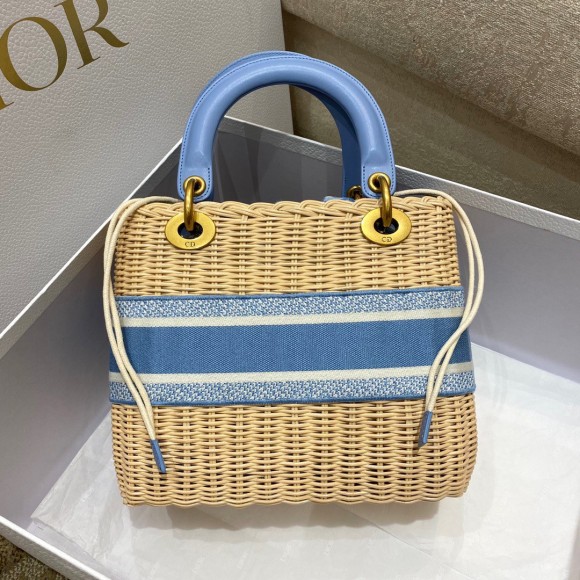 Dior Lady Dior Medium Bag in Wicker and Light Blue Oblique Jacquard Dior Lady Dior Medium Bag in Wicker and Light Blue Oblique Jacquard