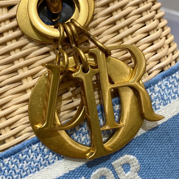 Dior Lady Dior Medium Bag in Wicker and Light Blue Oblique Jacquard Dior Lady Dior Medium Bag in Wicker and Light Blue Oblique Jacquard