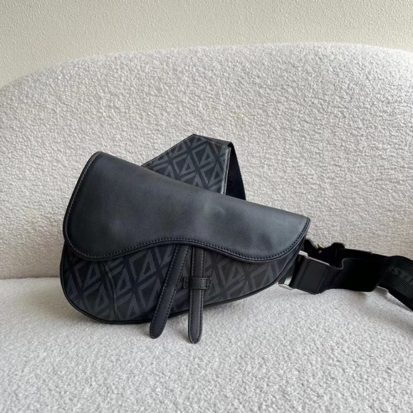 Dior Men's Saddle Bag In Black CD Diamond Canvas Dior Men's Saddle Bag In Black CD Diamond Canvas