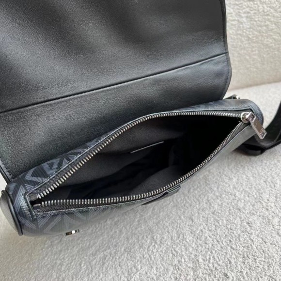 Dior Men's Saddle Bag In Black CD Diamond Canvas Dior Men's Saddle Bag In Black CD Diamond Canvas