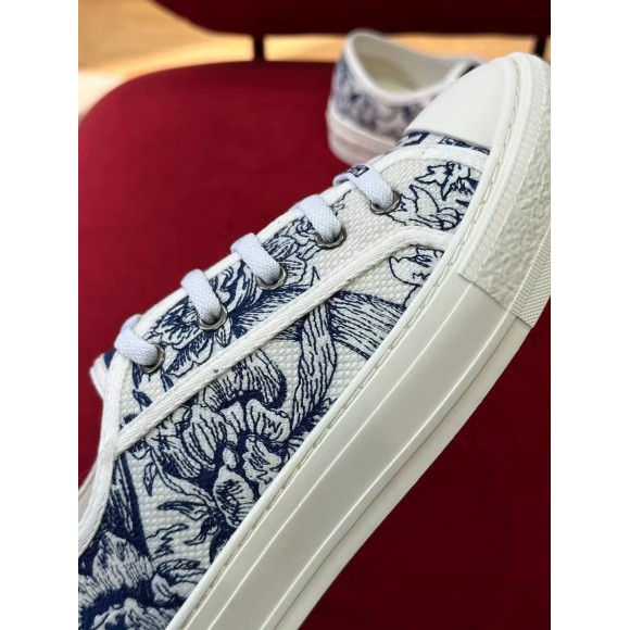 Dior Walk'n'Dior Sneakers In Blue Jardin d'Hiver Embroidered Cotton Dior Walk'n'Dior Sneakers In Blue Jardin d'Hiver Embroidered Cotton