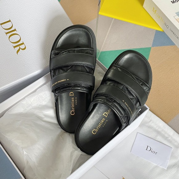 DIor Dio(r)evolution Slides Sandals In Black Cannage Calfskin DIor Dio(r)evolution Slides Sandals In Black Cannage Calfskin