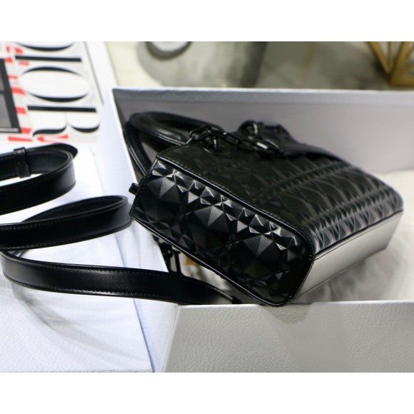 Dior Lady D-Joy Medium Bag In Black Calfskin with Diamond Motif Dior Lady D-Joy Medium Bag In Black Calfskin with Diamond Motif