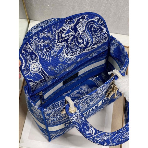 Dior Lady D-Lite Medium Bag In Fluorescent Blue Toile de Jouy Reverse Embroidery Dior Lady D-Lite Medium Bag In Fluorescent Blue Toile de Jouy Reverse Embroidery