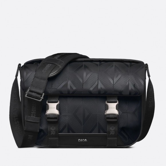 Dior Explorer Messenger Bag In Black CD Diamond Mirage Ski Capsule Nylon Dior Explorer Messenger Bag In Black CD Diamond Mirage Ski Capsule Nylon