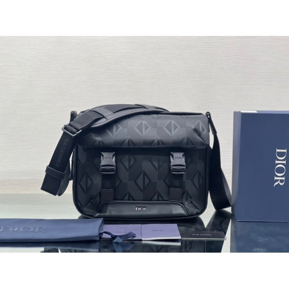 Dior Explorer Messenger Bag In Black CD Diamond Mirage Ski Capsule Nylon Dior Explorer Messenger Bag In Black CD Diamond Mirage Ski Capsule Nylon