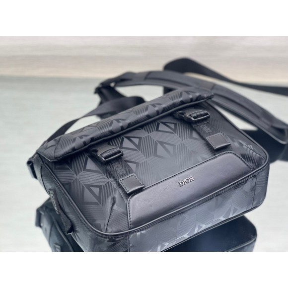Dior Explorer Messenger Bag In Black CD Diamond Mirage Ski Capsule Nylon Dior Explorer Messenger Bag In Black CD Diamond Mirage Ski Capsule Nylon