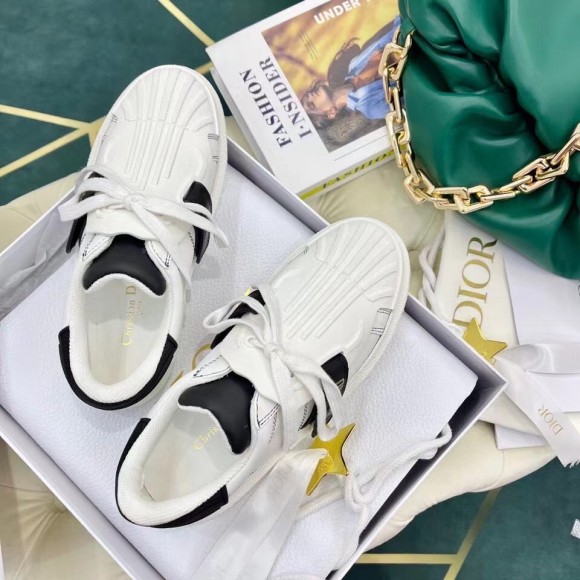Dior Dior-ID Sneakers In White Leather with Black Strap Dior Dior-ID Sneakers In White Leather with Black Strap