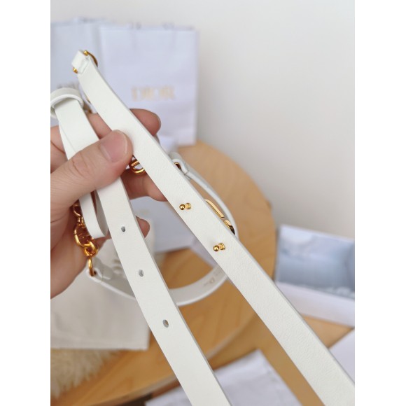 Dior Caro 15MM Belt in White Calfskin and Chain Dior Caro 15MM Belt in White Calfskin and Chain