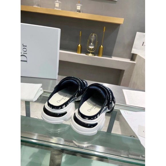 Dior D-Wander Open Back Sneakers In Blue Oblique Fabric Dior D-Wander Open Back Sneakers In Blue Oblique Fabric