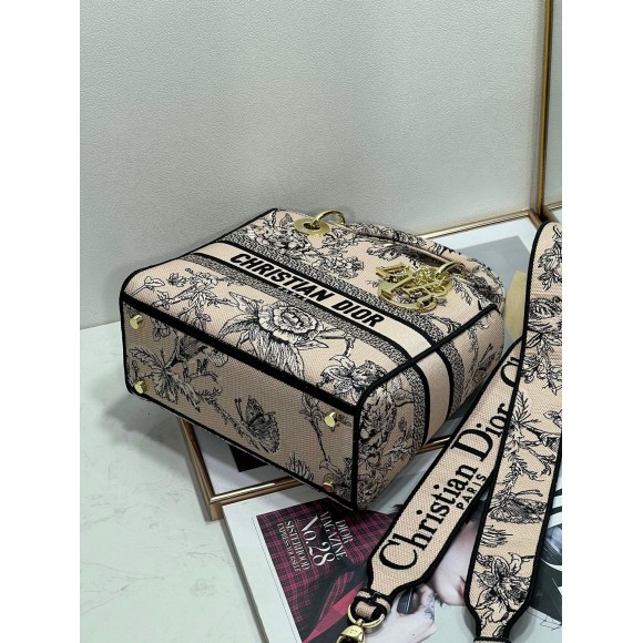 Dior Lady D-Lite Medium Bag In Powder Jardin Botanique Embroidery Dior Lady D-Lite Medium Bag In Powder Jardin Botanique Embroidery