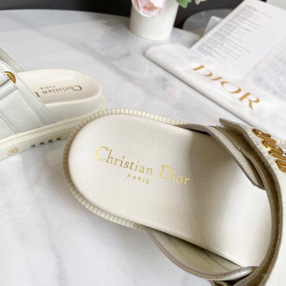 Dior Dioract Slide Sandals In White Lambskin Dior Dioract Slide Sandals In White Lambskin