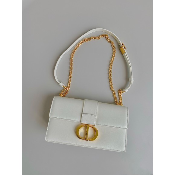 Dior 30 Montaigne East-West Bag with Chain in White Calfskin Dior 30 Montaigne East-West Bag with Chain in White Calfskin