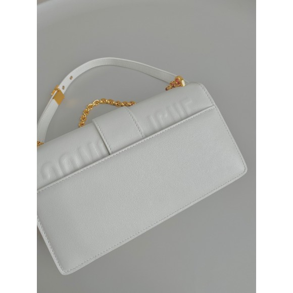 Dior 30 Montaigne East-West Bag with Chain in White Calfskin Dior 30 Montaigne East-West Bag with Chain in White Calfskin