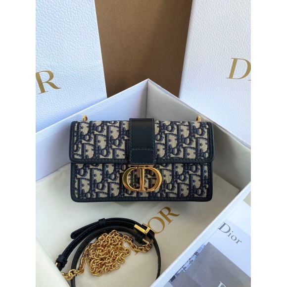 Dior 30 Montaigne East-West Bag with Chain in Blue Oblique Jacquard Dior 30 Montaigne East-West Bag with Chain in Blue Oblique Jacquard