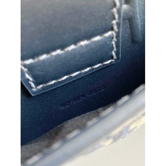 Dior 30 Montaigne East-West Bag with Chain in Blue Oblique Jacquard Dior 30 Montaigne East-West Bag with Chain in Blue Oblique Jacquard