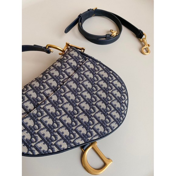 Dior Saddle Bag with Strap in Blue Oblique Jacquard Dior Saddle Bag with Strap in Blue Oblique Jacquard