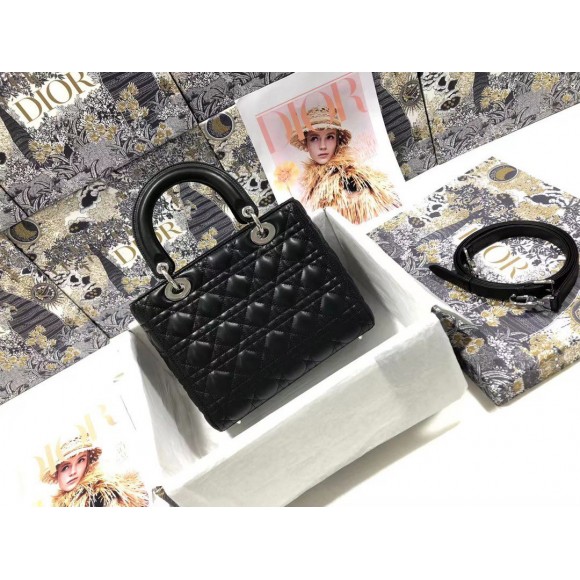 Dior Lady Dior Medium Bag In Noir Cannage Lambskin Dior Lady Dior Medium Bag In Noir Cannage Lambskin