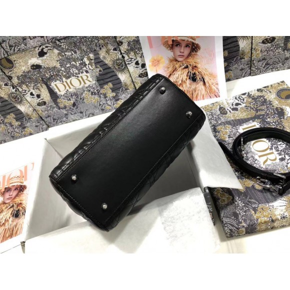 Dior Lady Dior Medium Bag In Noir Cannage Lambskin Dior Lady Dior Medium Bag In Noir Cannage Lambskin
