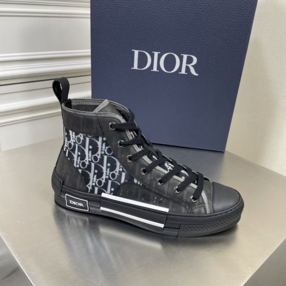 Dior Men's B23 High-top Sneakers In Black Oblique Canvas Dior Men's B23 High-top Sneakers In Black Oblique Canvas