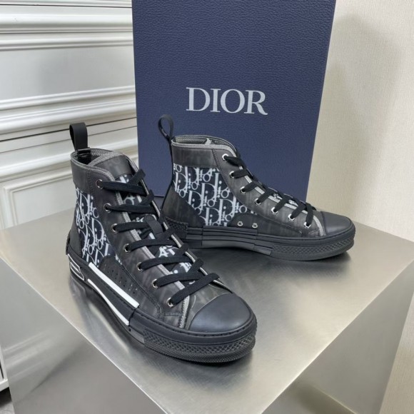 Dior Men's B23 High-top Sneakers In Black Oblique Canvas Dior Men's B23 High-top Sneakers In Black Oblique Canvas