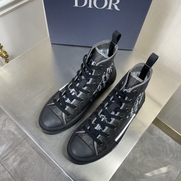 Dior Men's B23 High-top Sneakers In Black Oblique Canvas Dior Men's B23 High-top Sneakers In Black Oblique Canvas