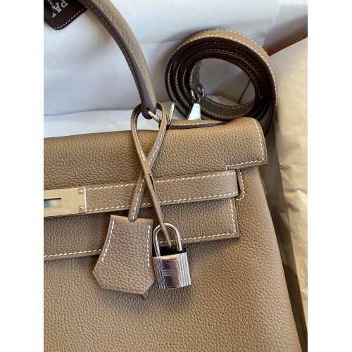 Hermes Kelly Retourne 32 Handmade Bag In Taupe Clemence Leather Hermes Kelly Retourne 32 Handmade Bag In Taupe Clemence Leather