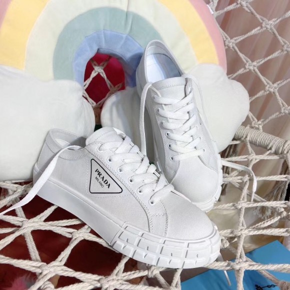Prada Women's Low-top Sneakers In White Gabardine Fabric Prada Women's Low-top Sneakers In White Gabardine Fabric