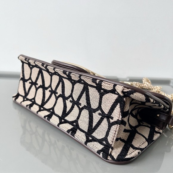 Valentino Large Loco Shoulder Bag in Black Toile Iconographe Valentino Large Loco Shoulder Bag in Black Toile Iconographe