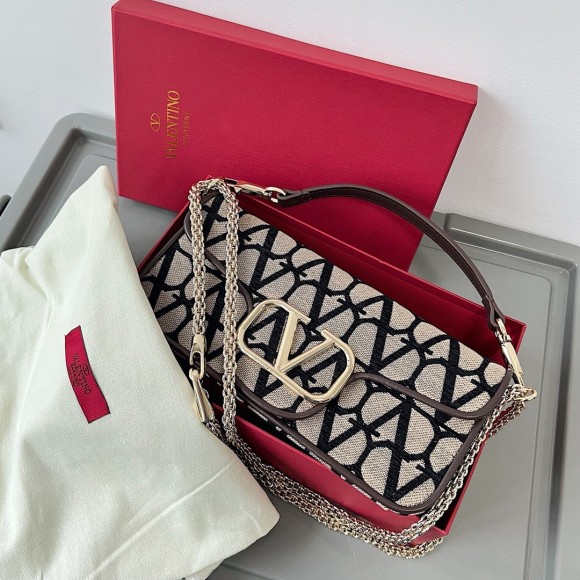 Valentino Large Loco Shoulder Bag in Black Toile Iconographe Valentino Large Loco Shoulder Bag in Black Toile Iconographe